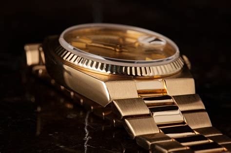 does rolex make a square battery powered watch|does a rolex need battery.